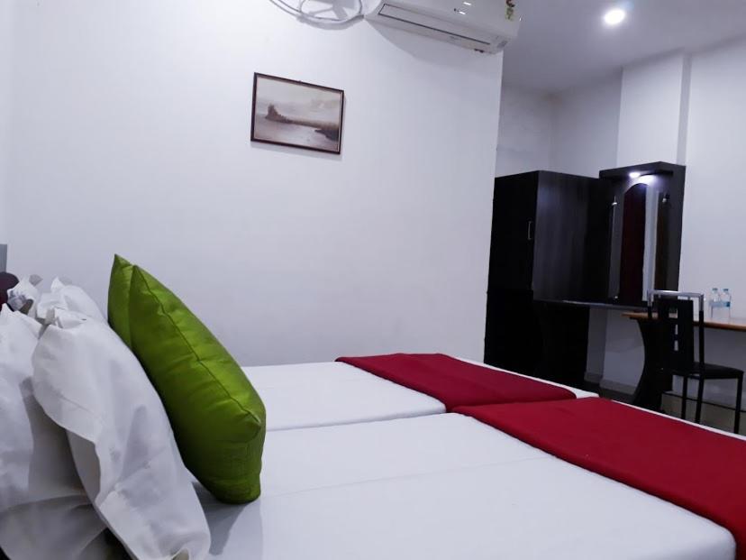 Hotel Executive Inn Hailakandi Ruang foto